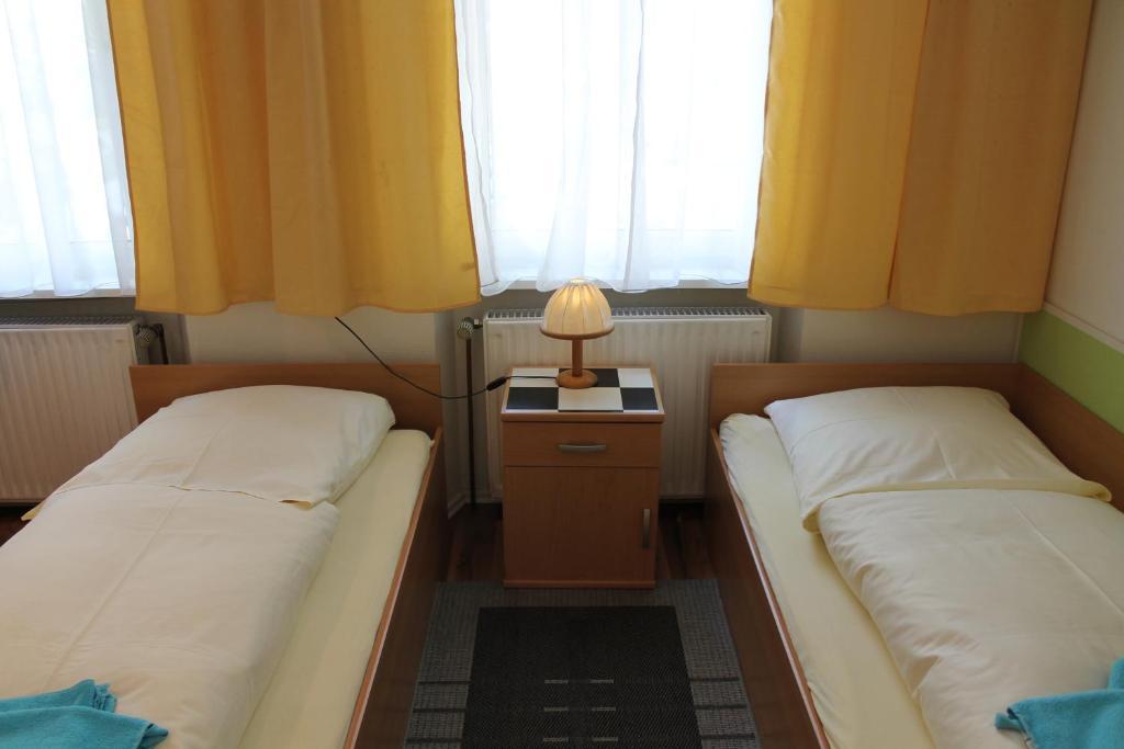 Pension Central Nuernberg-Fuerth Room photo